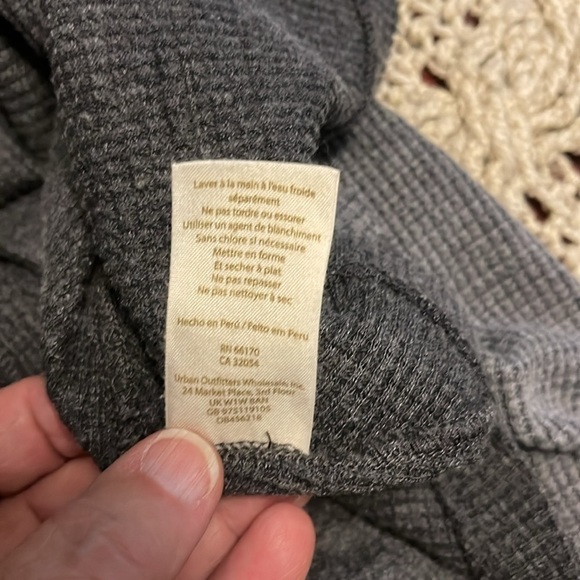 We The Free Kitten Thermal Knit Flare Tank Top women’s Sz‎ XS GRAY distressed - Picture 14 of 14